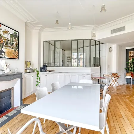 Lumineux Et Moderne Arc De Triomphe By Weekome Apartment *